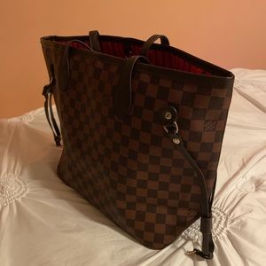 Brown tote